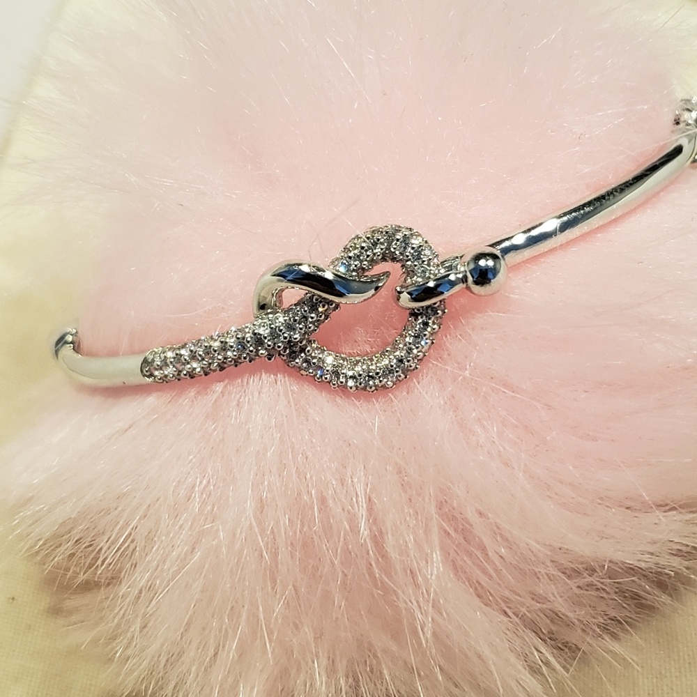 14kt white gold bracelet